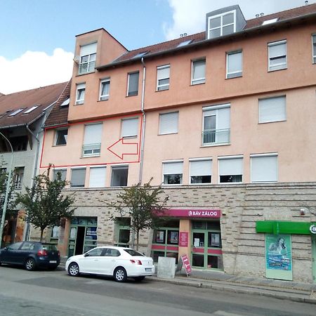 Panoráma Apartman Cegléd Exterior foto